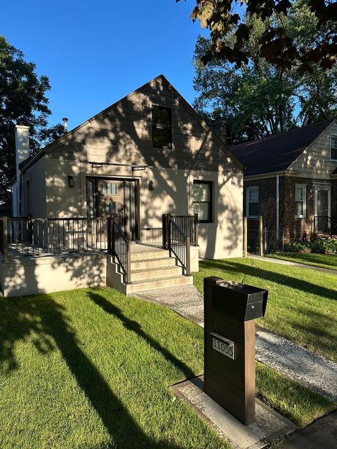 Photo of 11055 S Avenue C, Chicago, IL 60617 (MLS # 12617866)