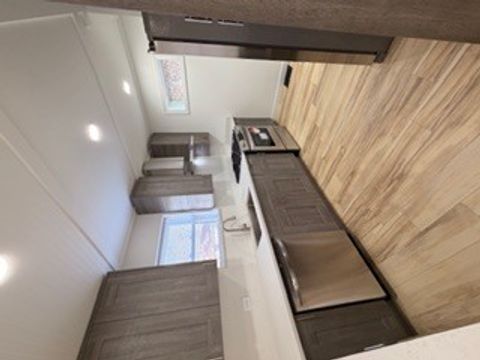 Tiny photo for 11055 S Avenue C, Chicago, IL 60617 (MLS # 12617866)