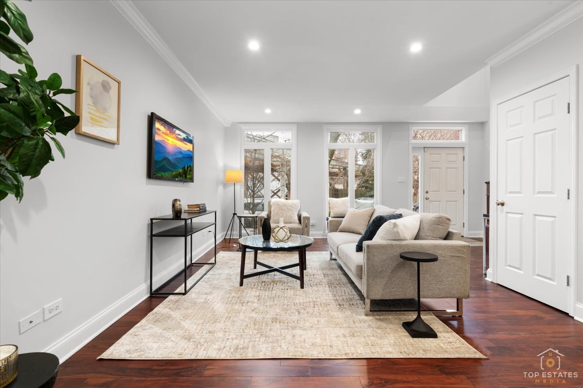 1627 N Dayton Street