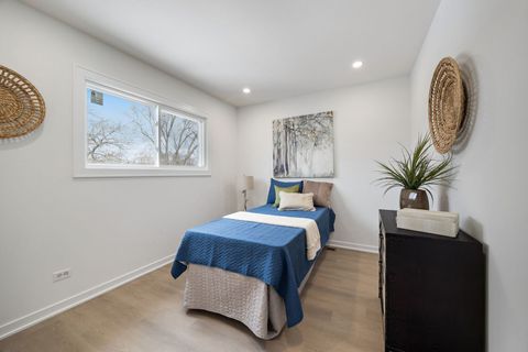 Tiny photo for 630 Bode Road, Hoffman Estates, IL 60169 (MLS # 12566795)