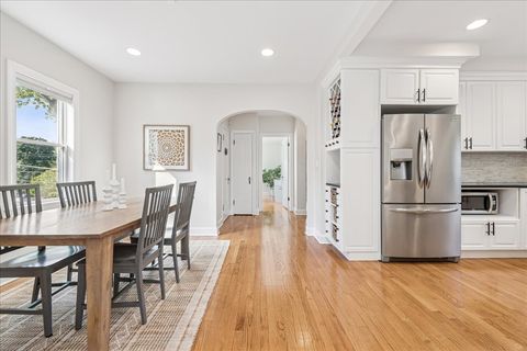 Tiny photo for 109 W Hillside Avenue, Barrington, IL 60010 (MLS # 12480367)