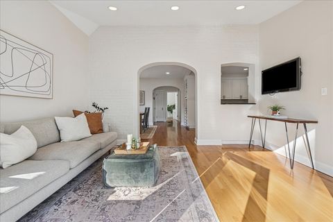 Tiny photo for 109 W Hillside Avenue, Barrington, IL 60010 (MLS # 12480367)