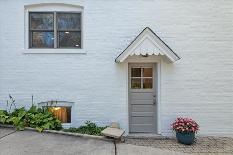 Tiny photo for 109 W Hillside Avenue, Barrington, IL 60010 (MLS # 12480367)