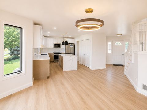 Tiny photo for 7746 Northfield Lane, Tinley Park, IL 60487 (MLS # 12684035)