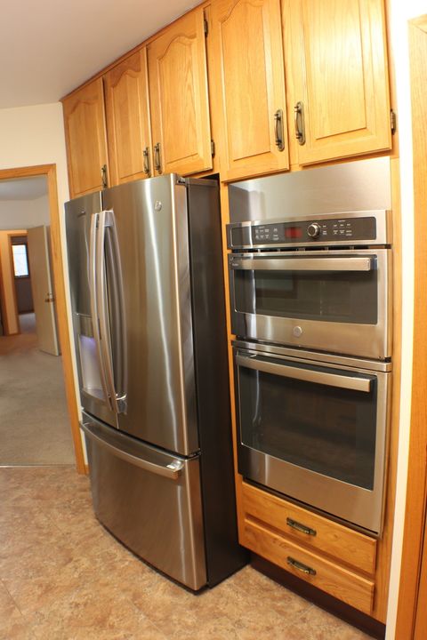 Tiny photo for 3210 15th Street A, Moline, IL 61265 (MLS # 12549989)