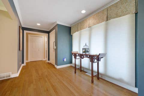 Tiny photo for 10764 W Pickford Avenue, Beach Park, IL 60099 (MLS # 12710797)