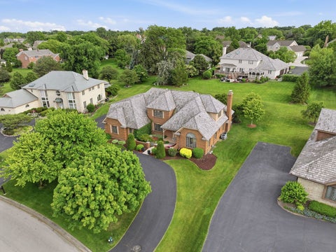 Tiny photo for 313 Trinity Lane, Oak Brook, IL 60523 (MLS # 12671270)