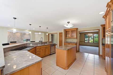 Tiny photo for 313 Trinity Lane, Oak Brook, IL 60523 (MLS # 12671270)