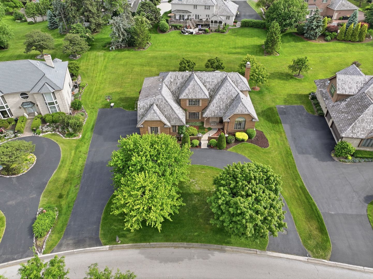 313 Trinity Lane
