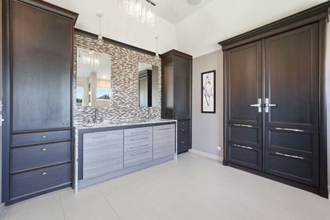 Tiny photo for 313 Trinity Lane, Oak Brook, IL 60523 (MLS # 12671270)