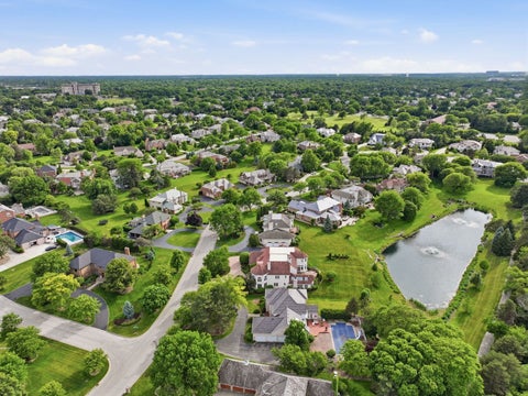 Tiny photo for 313 Trinity Lane, Oak Brook, IL 60523 (MLS # 12671270)