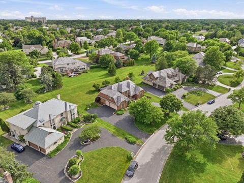 Tiny photo for 313 Trinity Lane, Oak Brook, IL 60523 (MLS # 12671270)