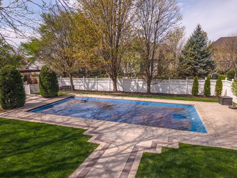 Tiny photo for 33 Derby Way, Bloomington, IL 61704 (MLS # 12619369)