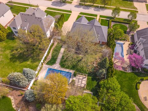 Tiny photo for 33 Derby Way, Bloomington, IL 61704 (MLS # 12619369)