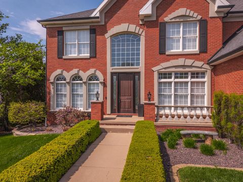 Tiny photo for 33 Derby Way, Bloomington, IL 61704 (MLS # 12619369)