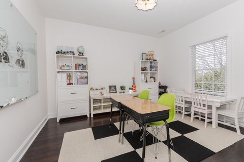 Tiny photo for 33 Derby Way, Bloomington, IL 61704 (MLS # 12619369)