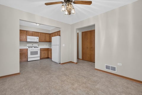 Tiny photo for 2700 Eagle Drive #2700, Joliet, IL 60436 (MLS # 12685911)