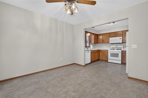 Tiny photo for 2700 Eagle Drive #2700, Joliet, IL 60436 (MLS # 12685911)