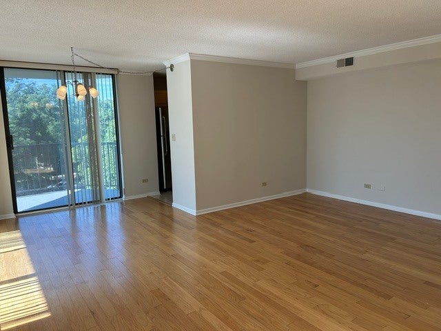 511 Aurora Avenue 418