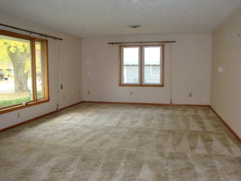 Tiny photo for 522 N Third Street, Cissna Park, IL 60924 (MLS # 12508769)