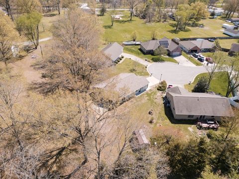 Tiny photo for 318 N Whitney Lane, Marion, IL 62959 (MLS # 12611066)