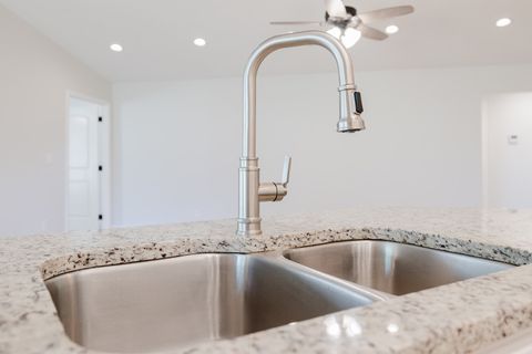 Tiny photo for 318 N Whitney Lane, Marion, IL 62959 (MLS # 12611066)