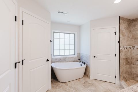 Tiny photo for 318 N Whitney Lane, Marion, IL 62959 (MLS # 12611066)