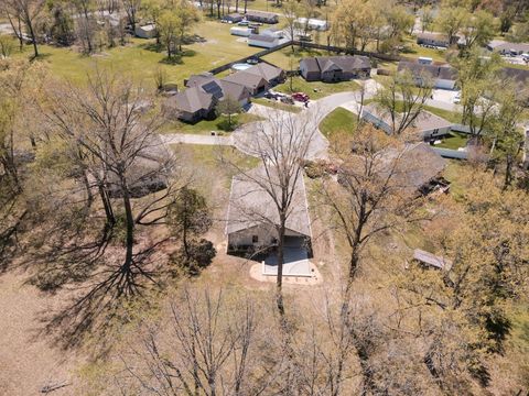 Tiny photo for 318 N Whitney Lane, Marion, IL 62959 (MLS # 12611066)