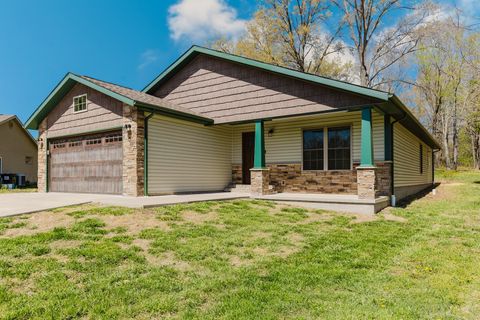 318 N Whitney Lane Marion IL 62959