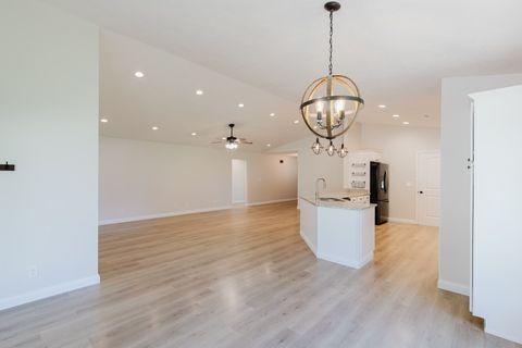 Tiny photo for 318 N Whitney Lane, Marion, IL 62959 (MLS # 12611066)