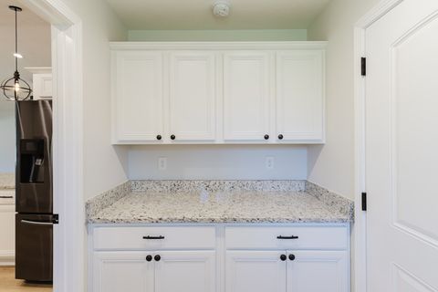 Tiny photo for 318 N Whitney Lane, Marion, IL 62959 (MLS # 12611066)