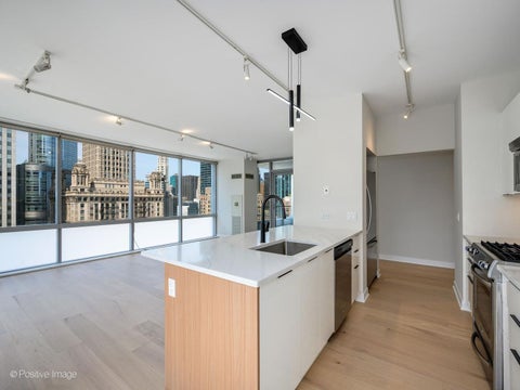 Tiny photo for 8 E RANDOLPH Street #2105, Chicago, IL 60601 (MLS # 12739109)