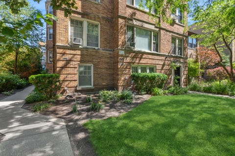 Tiny photo for 2016.5 W Greenleaf Avenue #3D, Chicago, IL 60645 (MLS # 12670374)