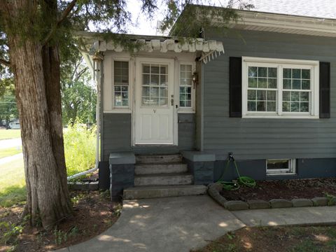 Tiny photo for 225 E Pinckney Street, Pontiac, IL 61764 (MLS # 12433678)