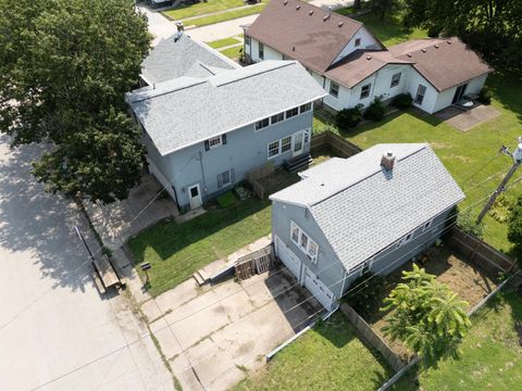 Tiny photo for 225 E Pinckney Street, Pontiac, IL 61764 (MLS # 12433678)