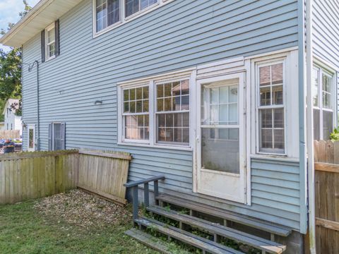Tiny photo for 225 E Pinckney Street, Pontiac, IL 61764 (MLS # 12433678)