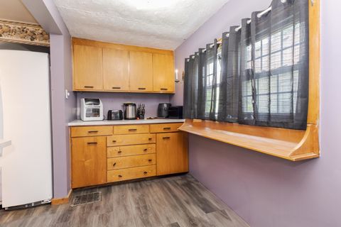 Tiny photo for 225 E Pinckney Street, Pontiac, IL 61764 (MLS # 12433678)