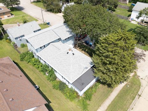 Tiny photo for 225 E Pinckney Street, Pontiac, IL 61764 (MLS # 12433678)