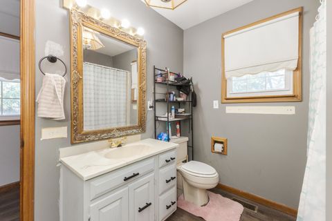 Tiny photo for 225 E Pinckney Street, Pontiac, IL 61764 (MLS # 12433678)