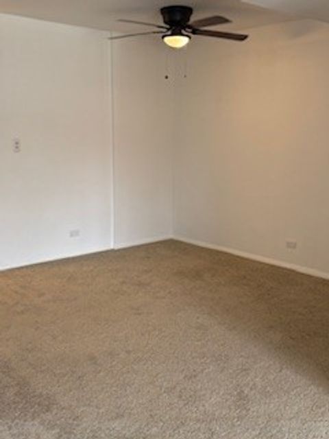 Tiny photo for 22A Kingery Quarter #202, Willowbrook, IL 60527 (MLS # 12615309)