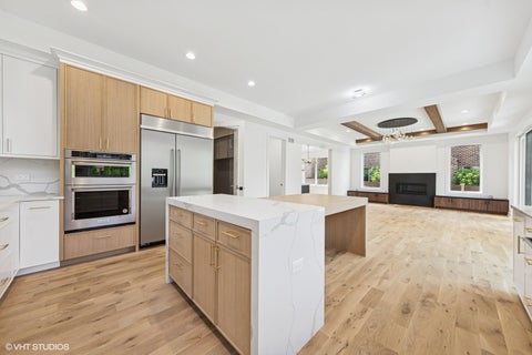 Tiny photo for 215 N Glade Avenue, Elmhurst, IL 60126 (MLS # 12762154)