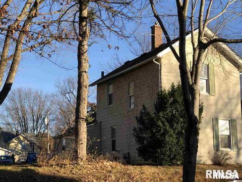 Tiny photo for 2307 FARNAM Street, Davenport, IA 52803 (MLS # QC4259248)