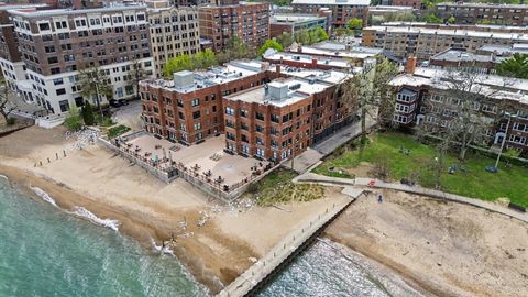 Tiny photo for 1200 W Sherwin Avenue #2K, Chicago, IL 60626 (MLS # 12648478)