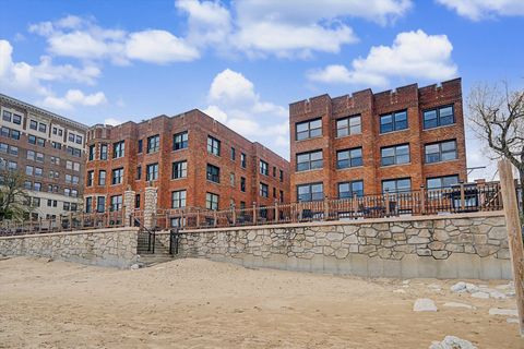 Tiny photo for 1200 W Sherwin Avenue #2K, Chicago, IL 60626 (MLS # 12648478)