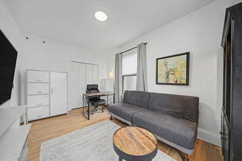 Tiny photo for 1200 W Sherwin Avenue #2K, Chicago, IL 60626 (MLS # 12648478)