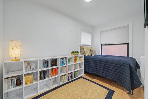 Tiny photo for 1200 W Sherwin Avenue #2K, Chicago, IL 60626 (MLS # 12648478)