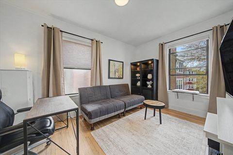 Tiny photo for 1200 W Sherwin Avenue #2K, Chicago, IL 60626 (MLS # 12648478)