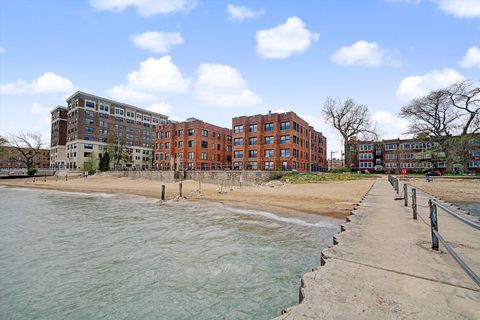 Tiny photo for 1200 W Sherwin Avenue #2K, Chicago, IL 60626 (MLS # 12648478)