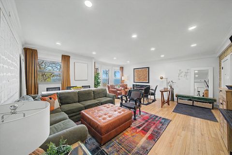Tiny photo for 1200 W Sherwin Avenue #2K, Chicago, IL 60626 (MLS # 12648478)