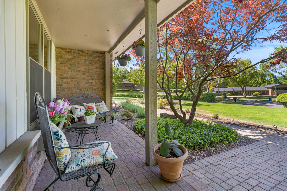 21326 N Elder Court